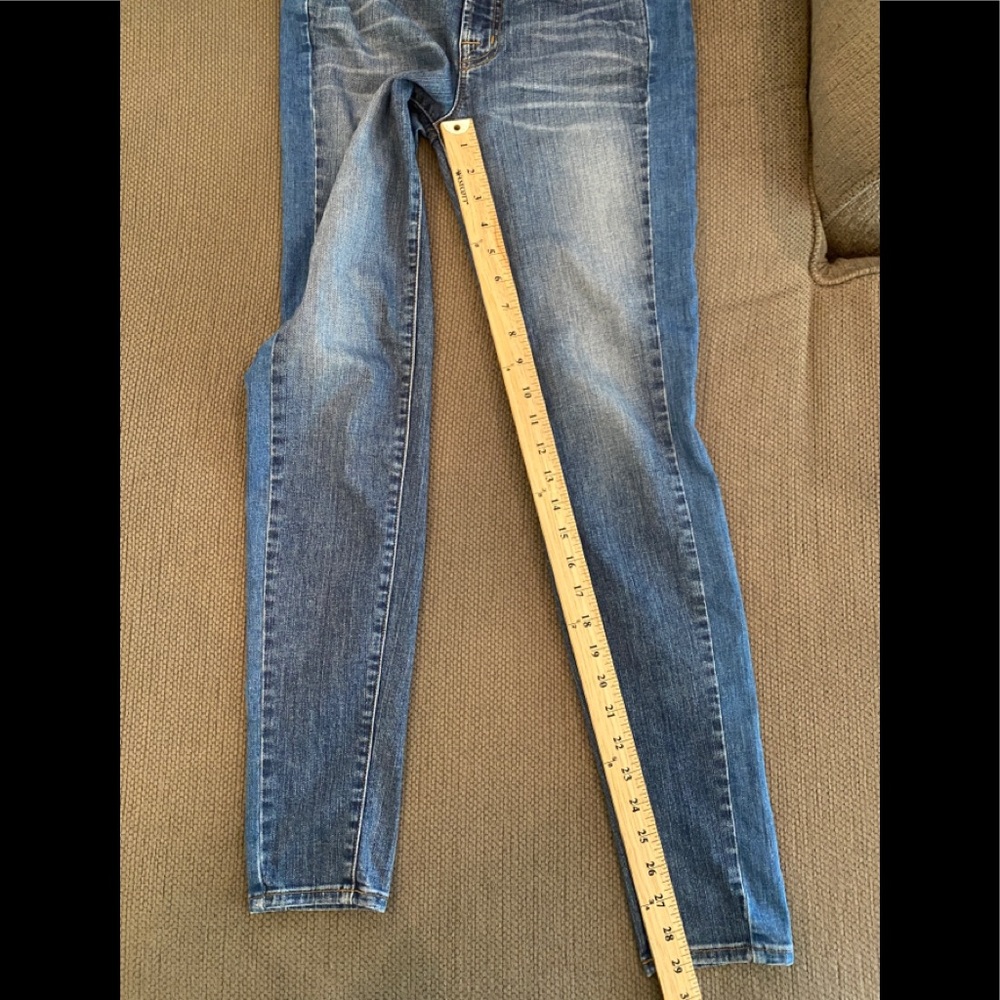 J BRAND 26” Waist Skinny Distressed Jeans - Picture 6 of 9